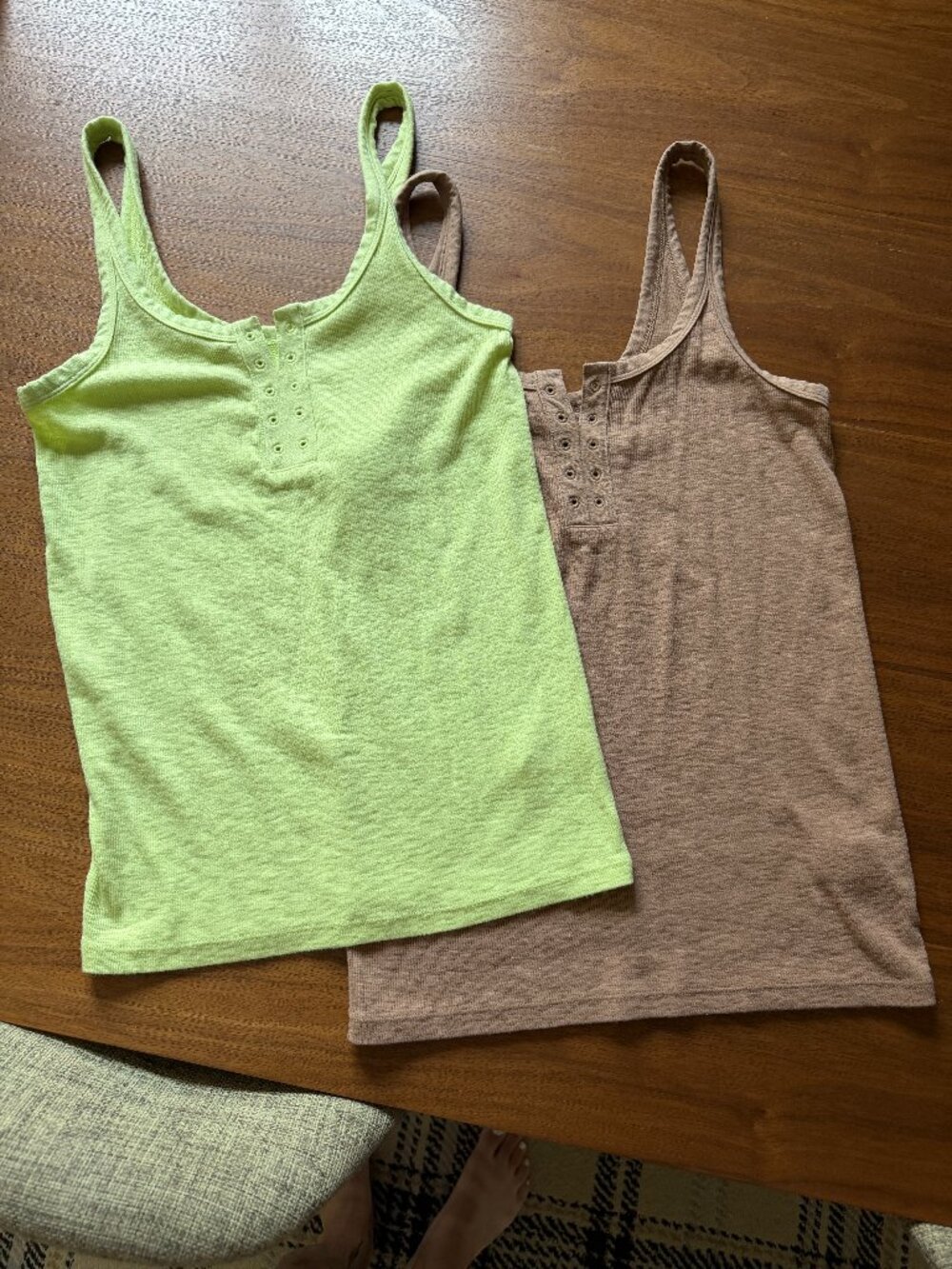 Aerie Henley Ribbed Layering Tank Bundle Tan & Neon Yellow Size Medium